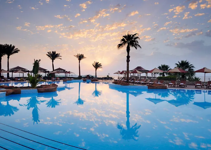 Renaissance Sheikh Golden View Resort