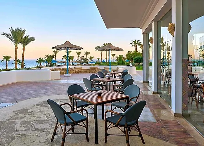 Renaissance Sheikh Golden View Resort