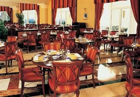 Renaissance Sheikh Golden View 5*